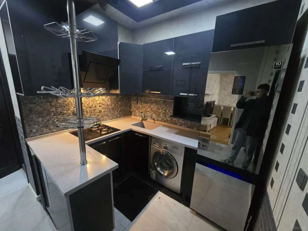 Satılır 2 otaqlı mənzil 65 m²