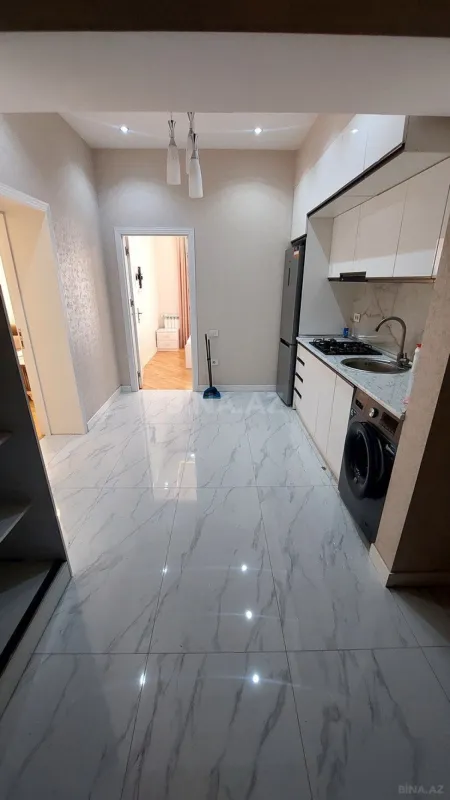 Kirayə verilir 2 otaqlı mənzil 65 m²