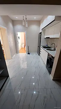 Kirayə verilir 2 otaqlı mənzil 65 m²