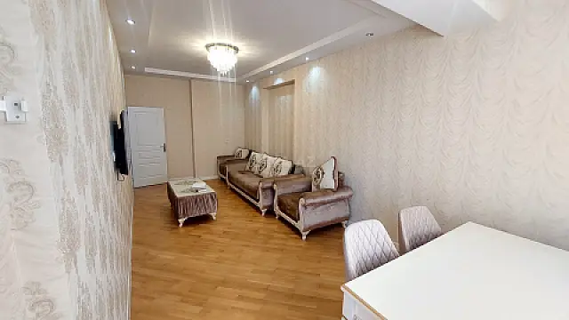Kirayə verilir 2 otaqlı mənzil 65 m²