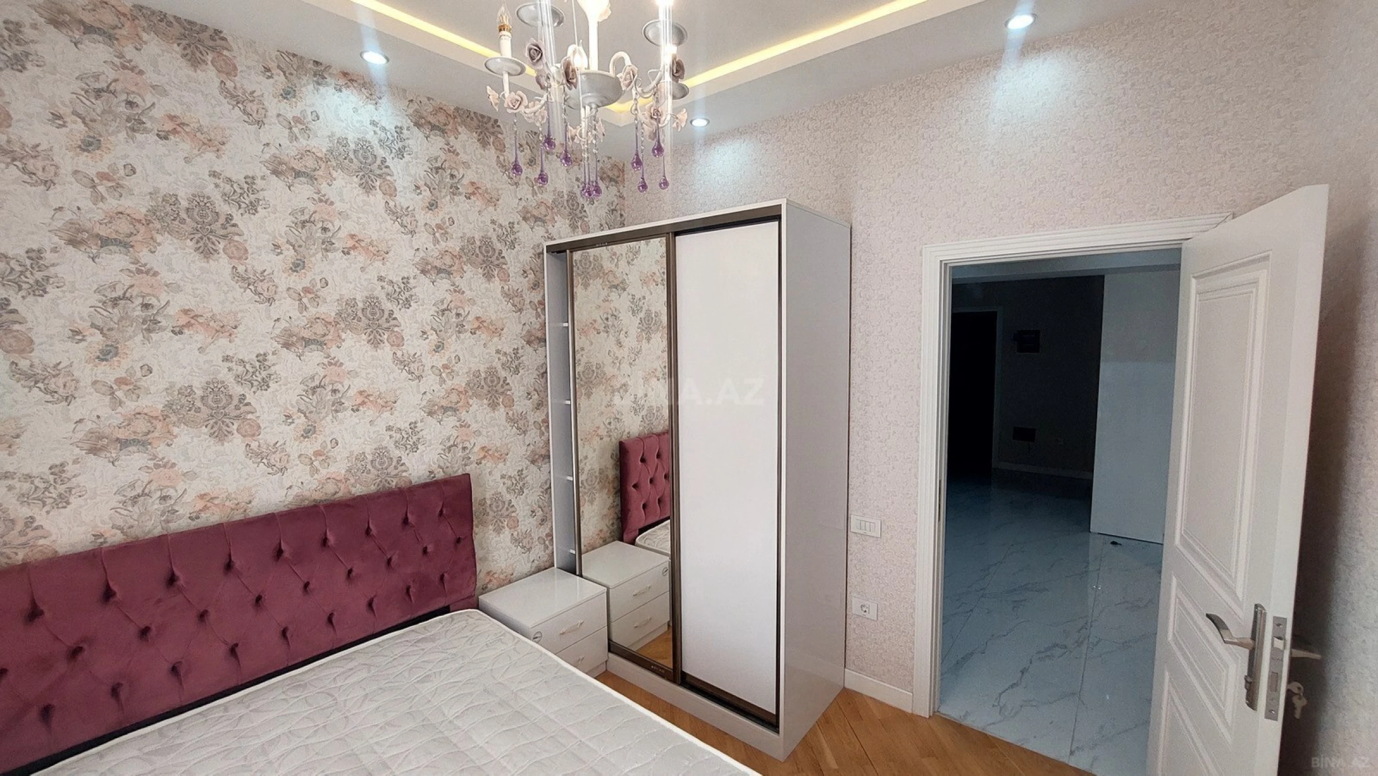 Kirayə verilir 2 otaqlı mənzil 65 m²