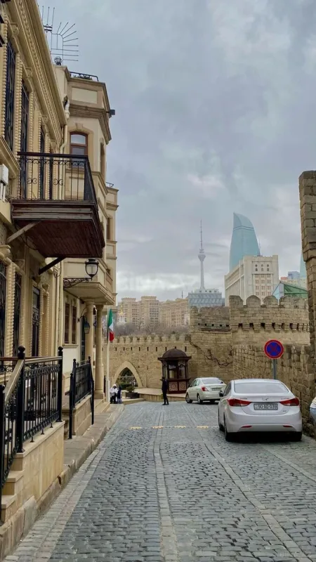 Kirayə verilir obyekt 140 m²