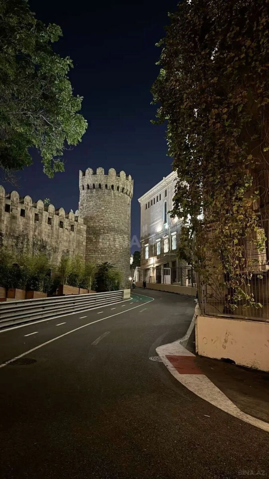 Kirayə verilir obyekt 140 m²