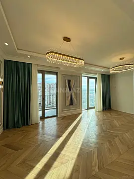 Satılır 4 otaqlı mənzil 170 m²