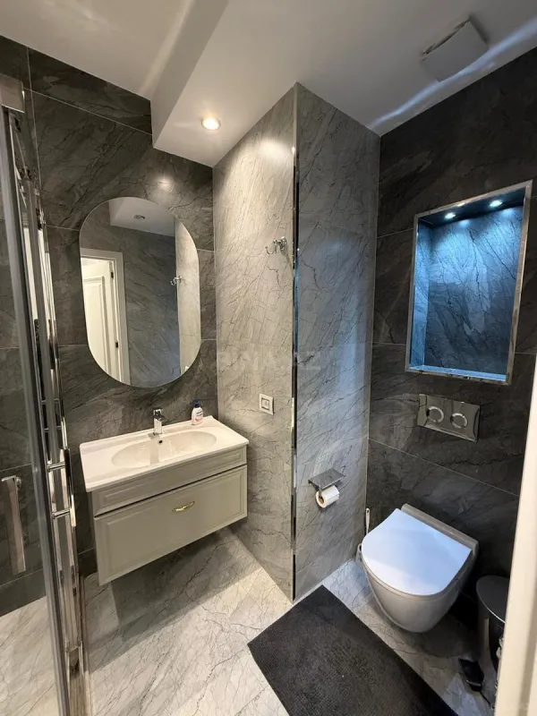 Kirayə verilir 3 otaqlı mənzil 130 m²