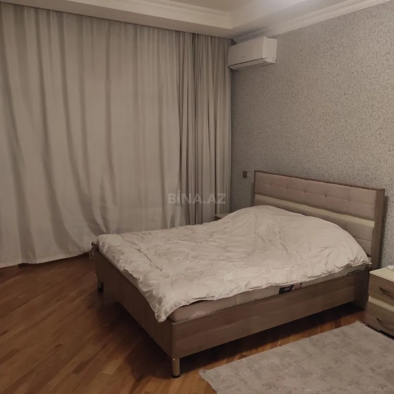 Kirayə verilir 3 otaqlı mənzil 155 m²