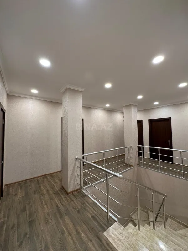 Kirayə verilir 5 otaqlı ofis 142 m²