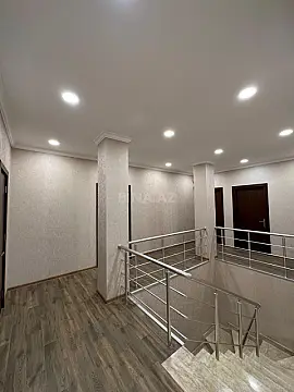 Kirayə verilir 5 otaqlı ofis 142 m²