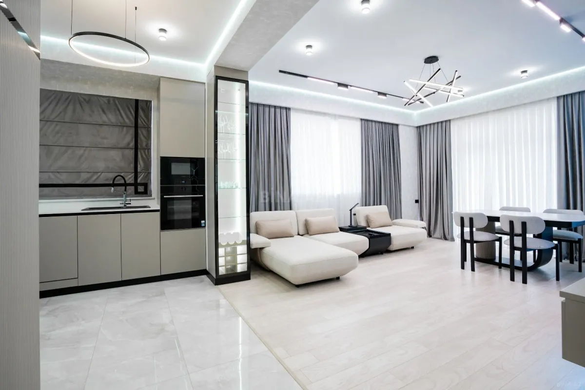 Kirayə verilir 3 otaqlı mənzil 130 m²