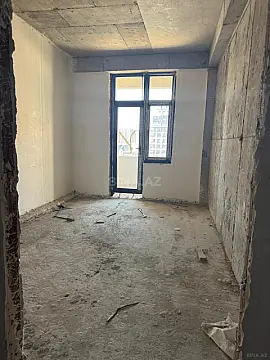 Satılır 2 otaqlı mənzil 80 m²
