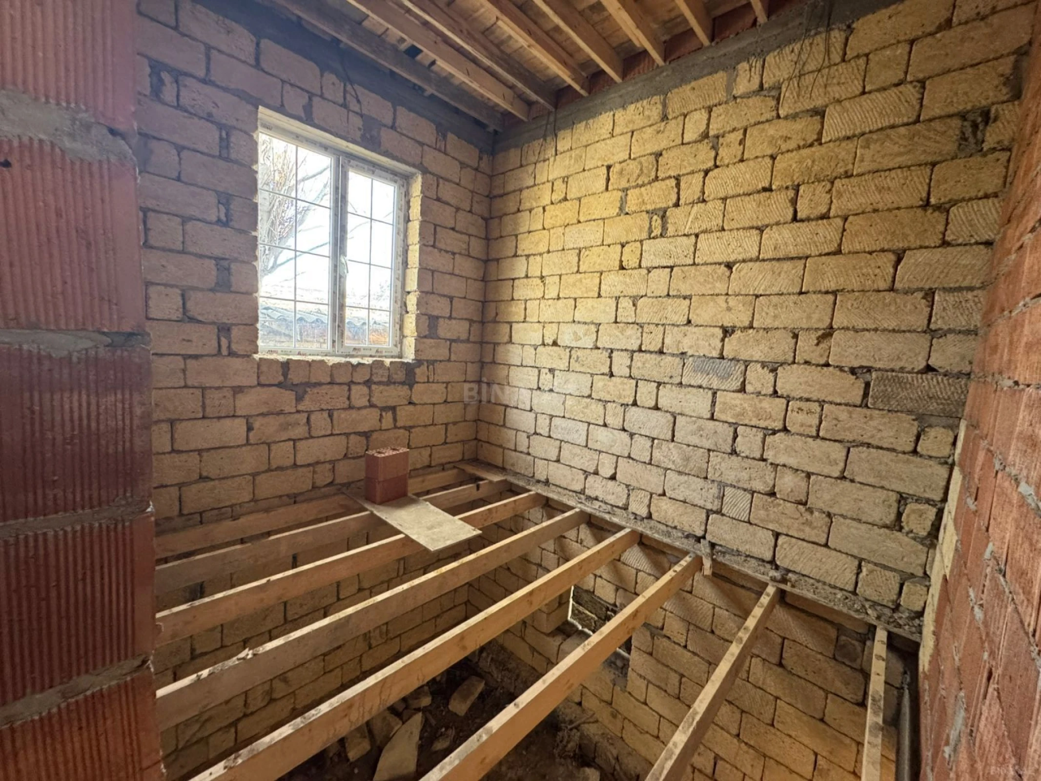 Satılır 3 otaqlı həyət evi 90 m²