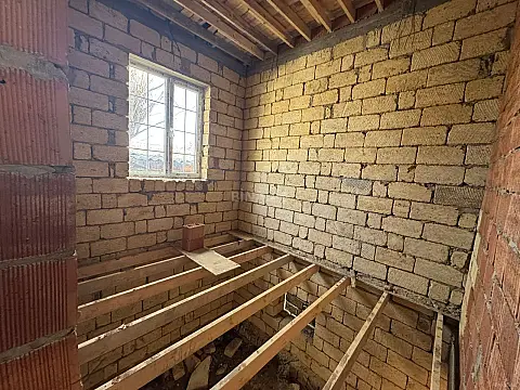 Satılır 3 otaqlı həyət evi 90 m²