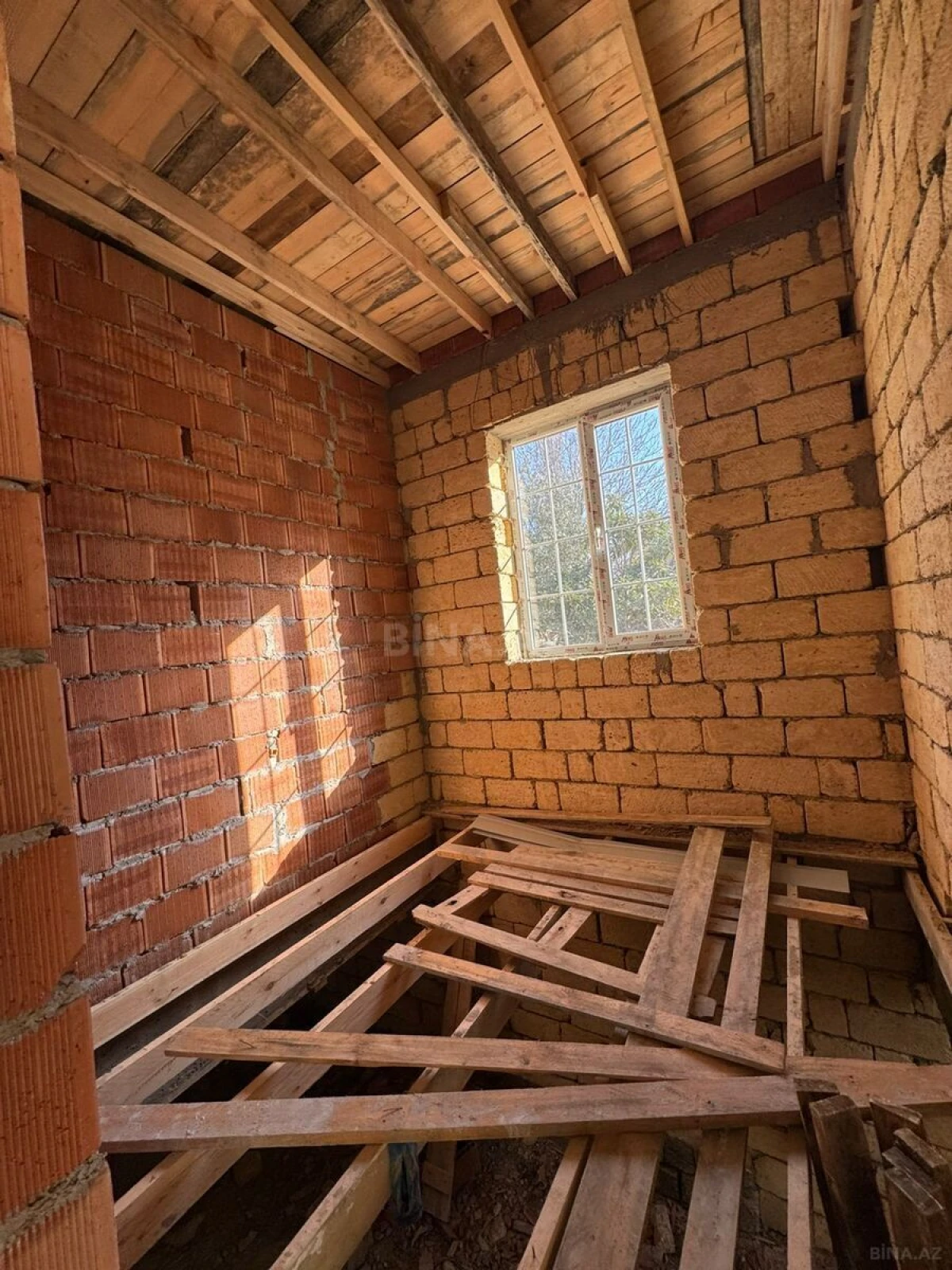 Satılır 3 otaqlı həyət evi 90 m²