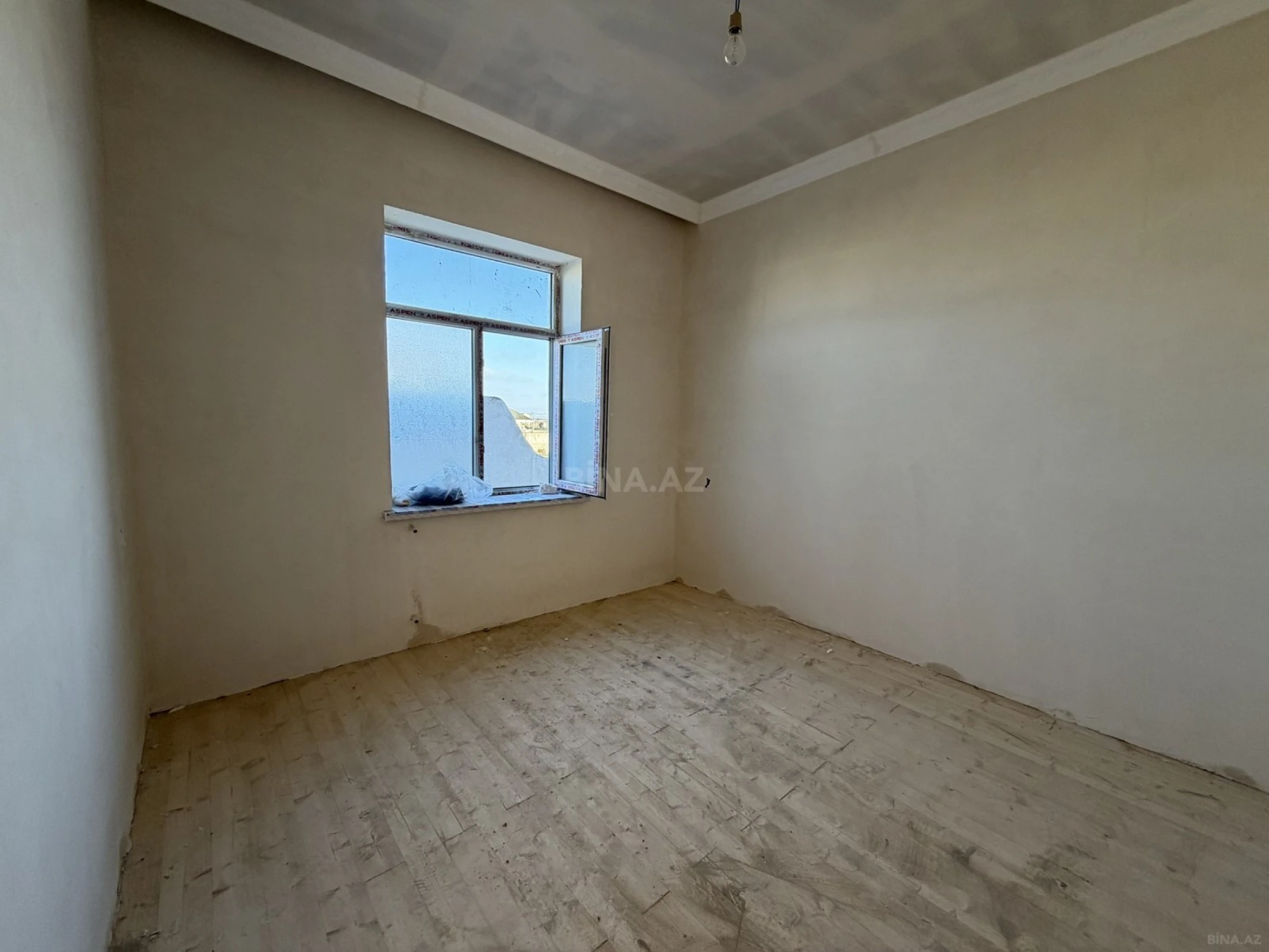 Satılır 3 otaqlı həyət evi 100 m²