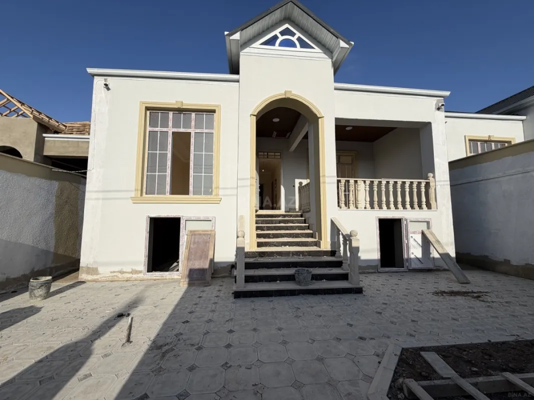 Satılır 3 otaqlı həyət evi 100 m²