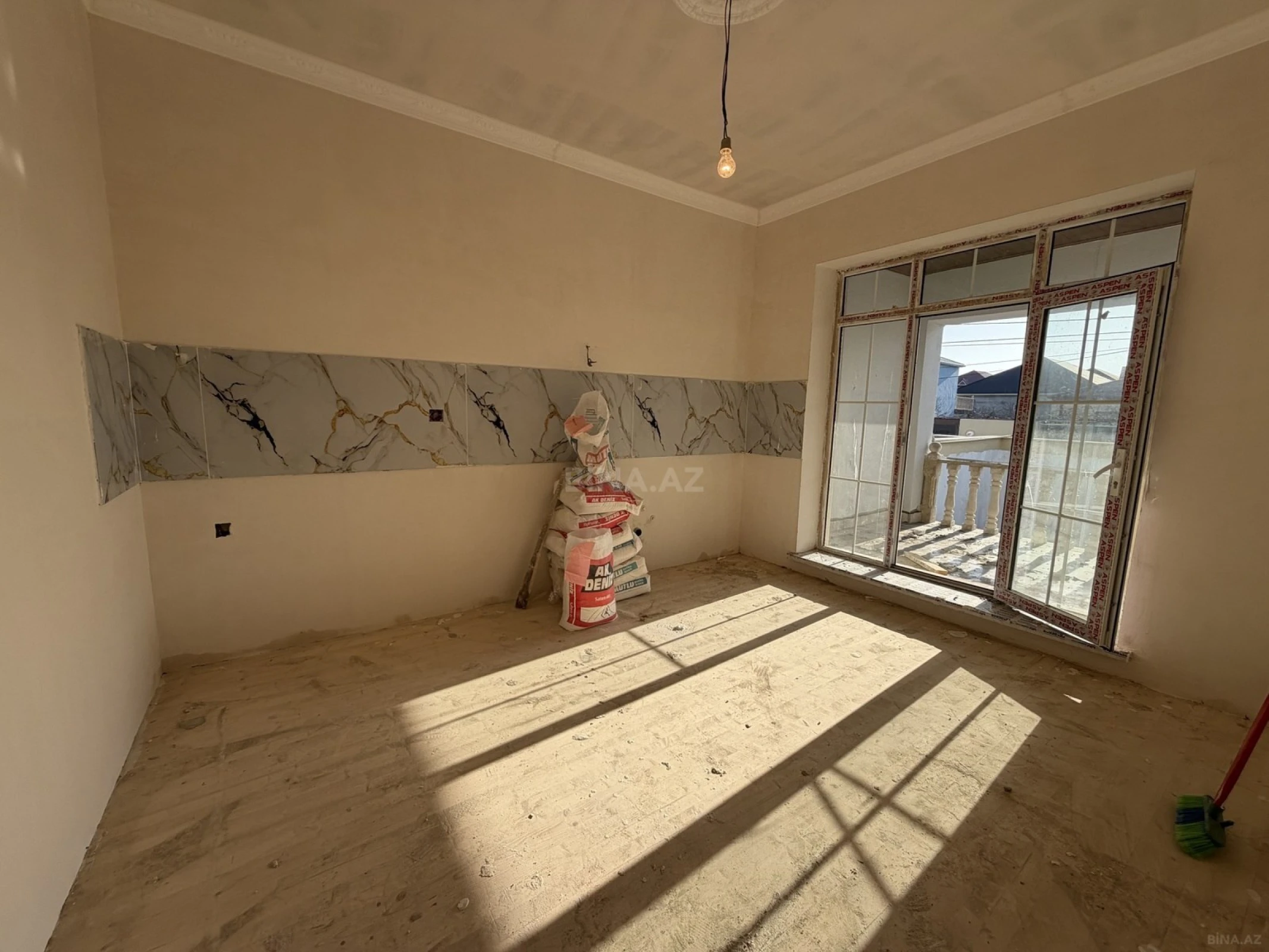 Satılır 3 otaqlı həyət evi 100 m²