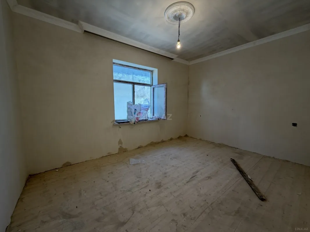 Satılır 3 otaqlı həyət evi 100 m²