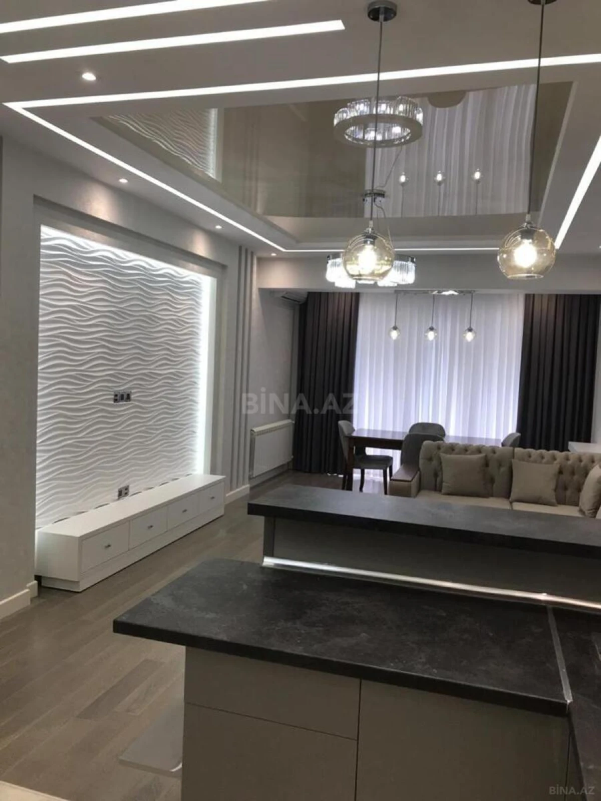 Kirayə verilir 2 otaqlı mənzil 87 m²