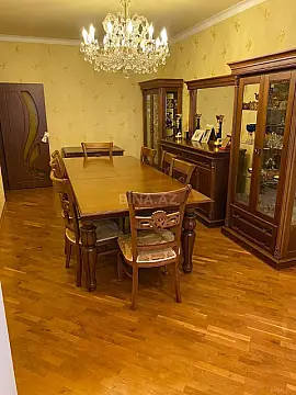 Satılır 4 otaqlı mənzil 100 m²