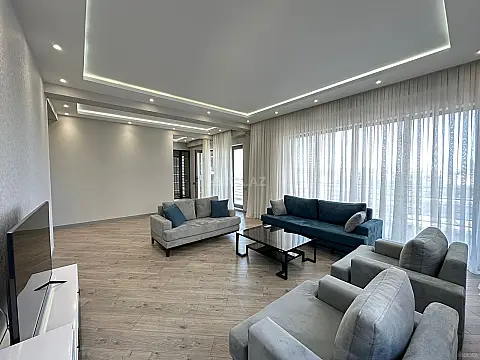 Kirayə verilir 3 otaqlı mənzil 157 m²