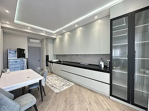 Kirayə verilir 3 otaqlı mənzil 157 m²