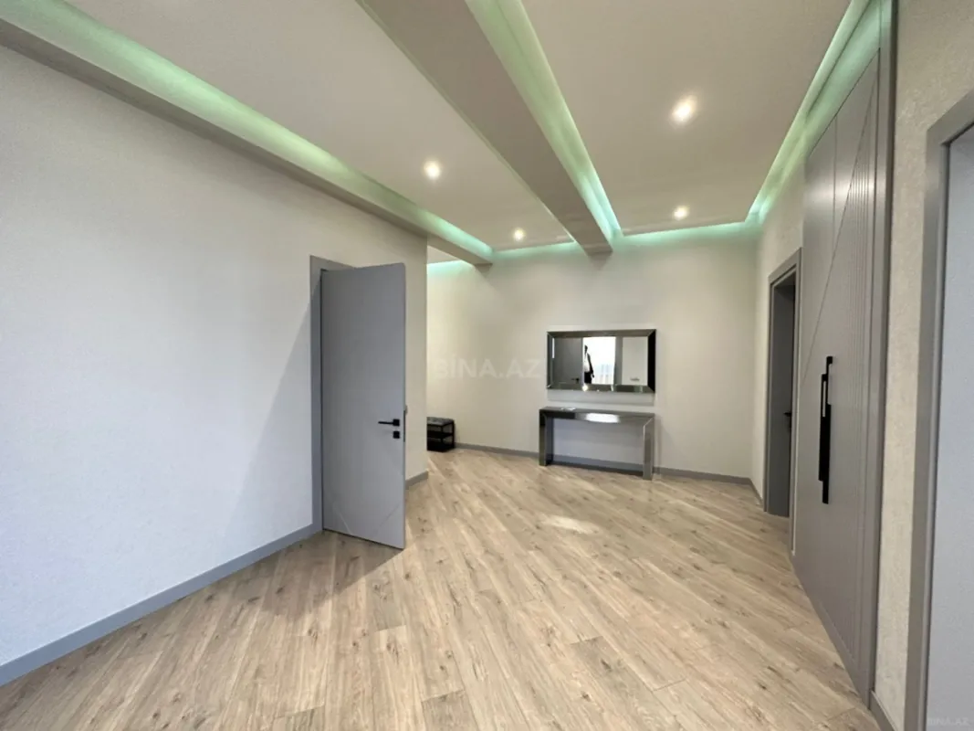 Kirayə verilir 3 otaqlı mənzil 157 m²