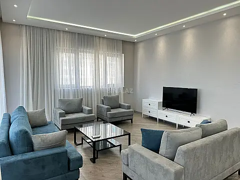 Kirayə verilir 3 otaqlı mənzil 157 m²