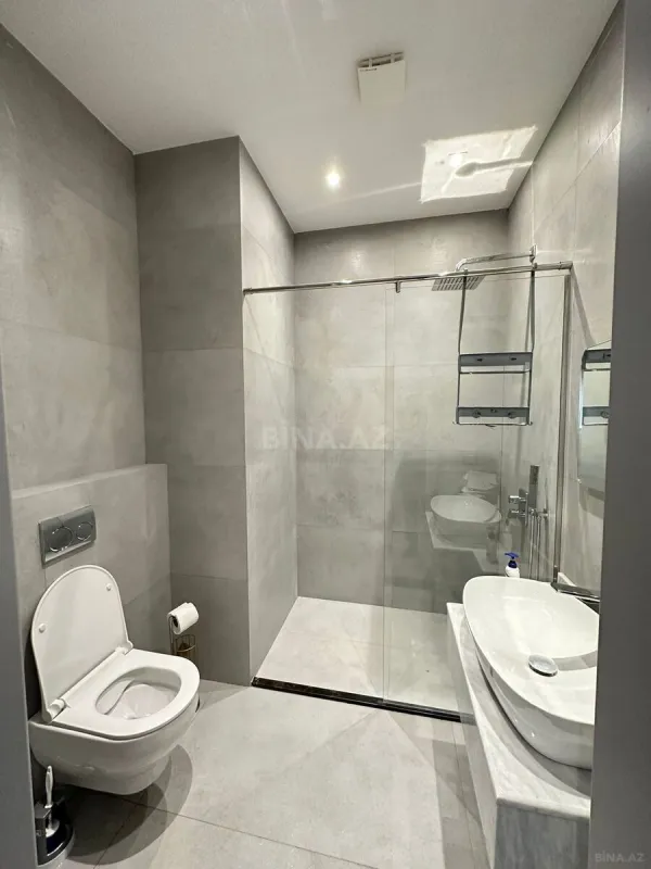 Kirayə verilir 3 otaqlı mənzil 157 m²