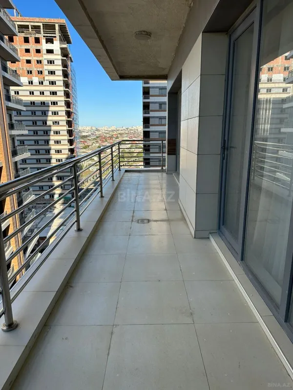 Kirayə verilir 3 otaqlı mənzil 157 m²