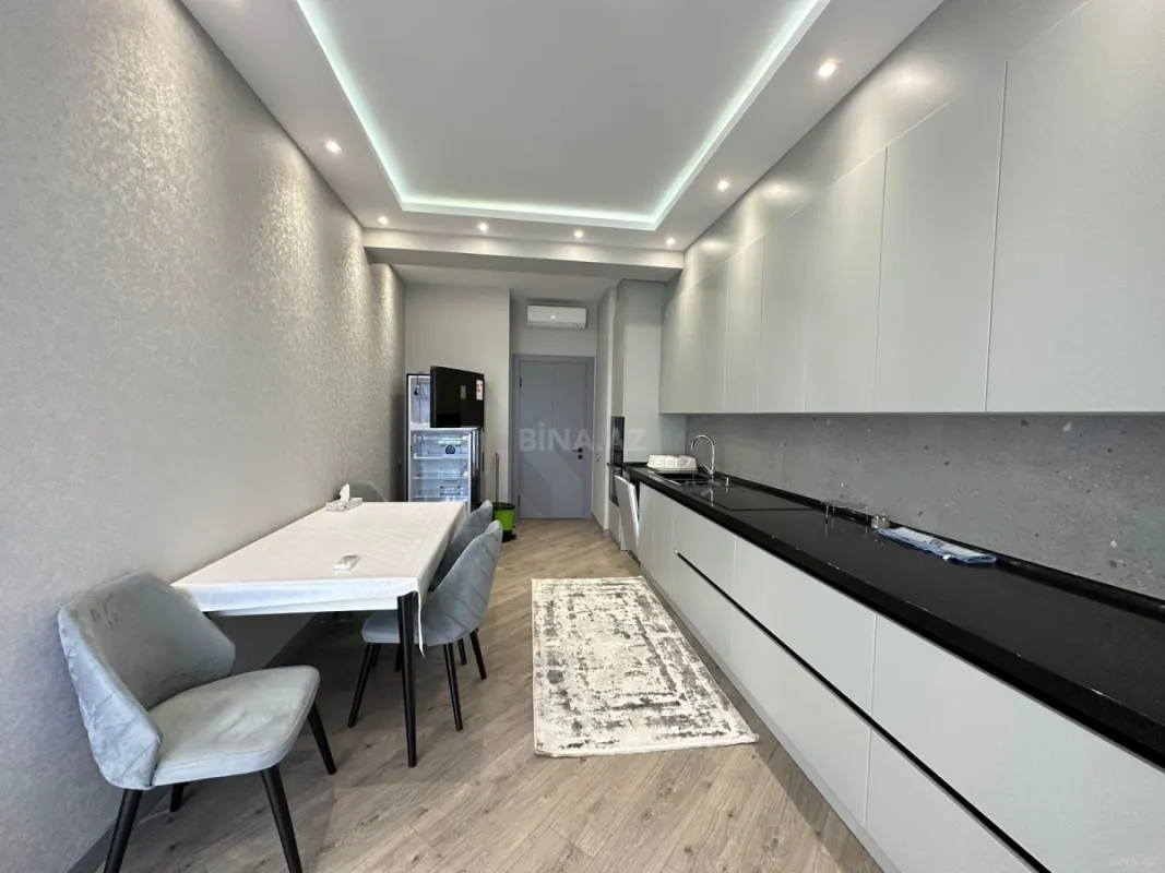 Kirayə verilir 3 otaqlı mənzil 157 m²