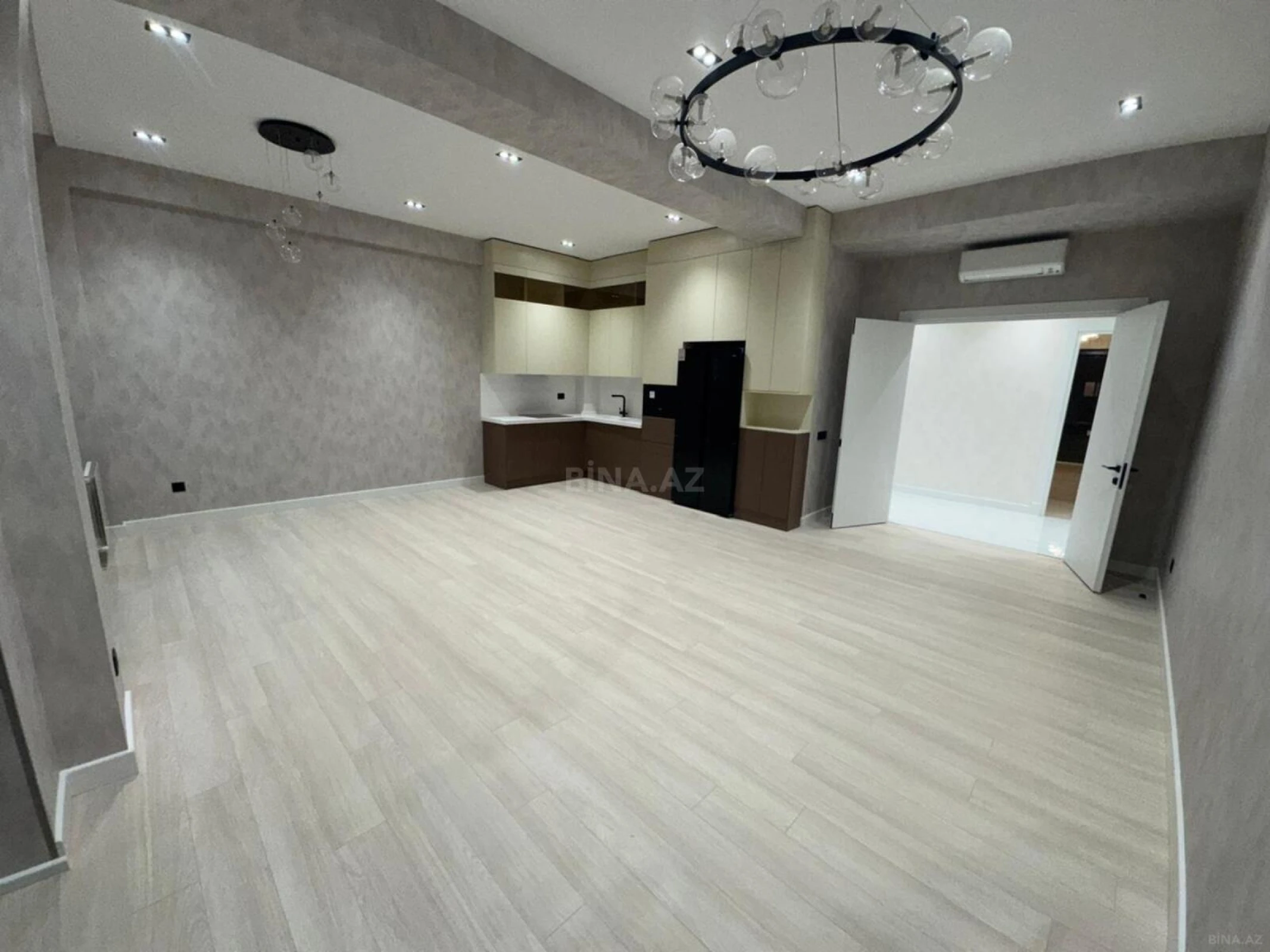 Kirayə verilir obyekt 135 m²
