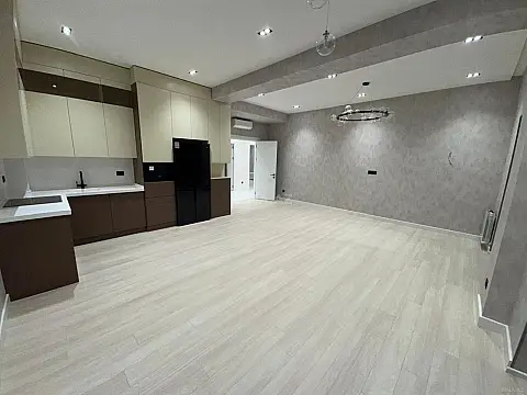 Kirayə verilir obyekt 135 m²