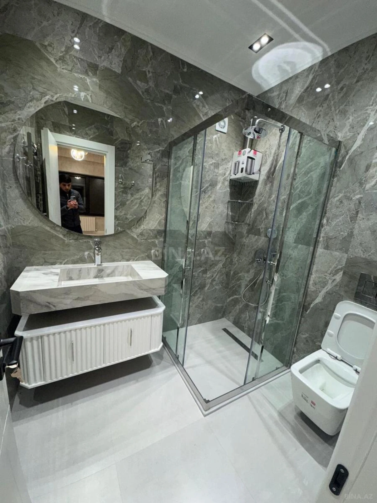 Kirayə verilir obyekt 135 m²