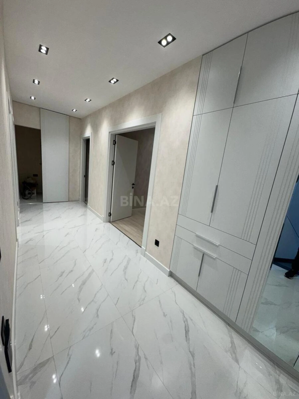 Kirayə verilir obyekt 135 m²