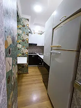 Kirayə verilir 2 otaqlı mənzil 90 m²