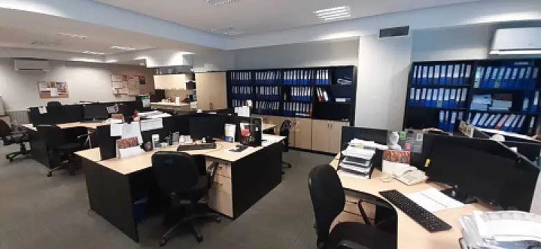 Kirayə verilir 5 otaqlı ofis 174 m²