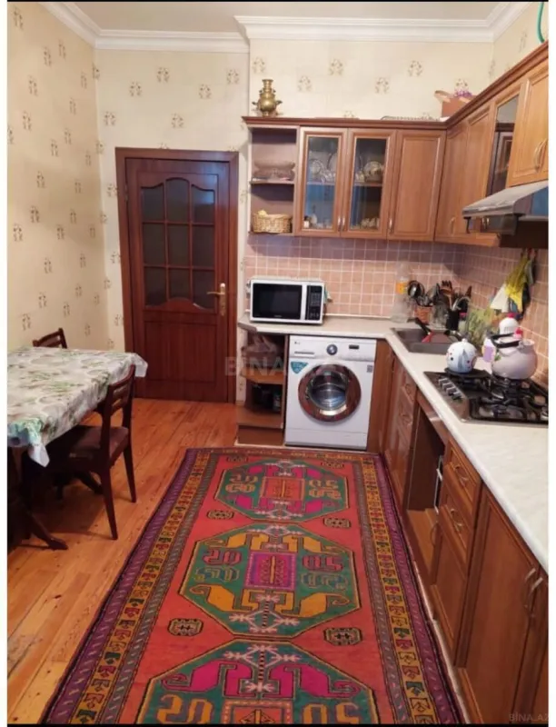 Satılır 2 otaqlı mənzil 91 m²