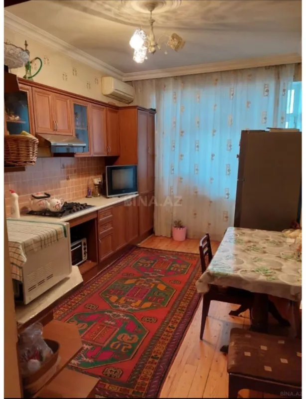 Satılır 2 otaqlı mənzil 91 m²