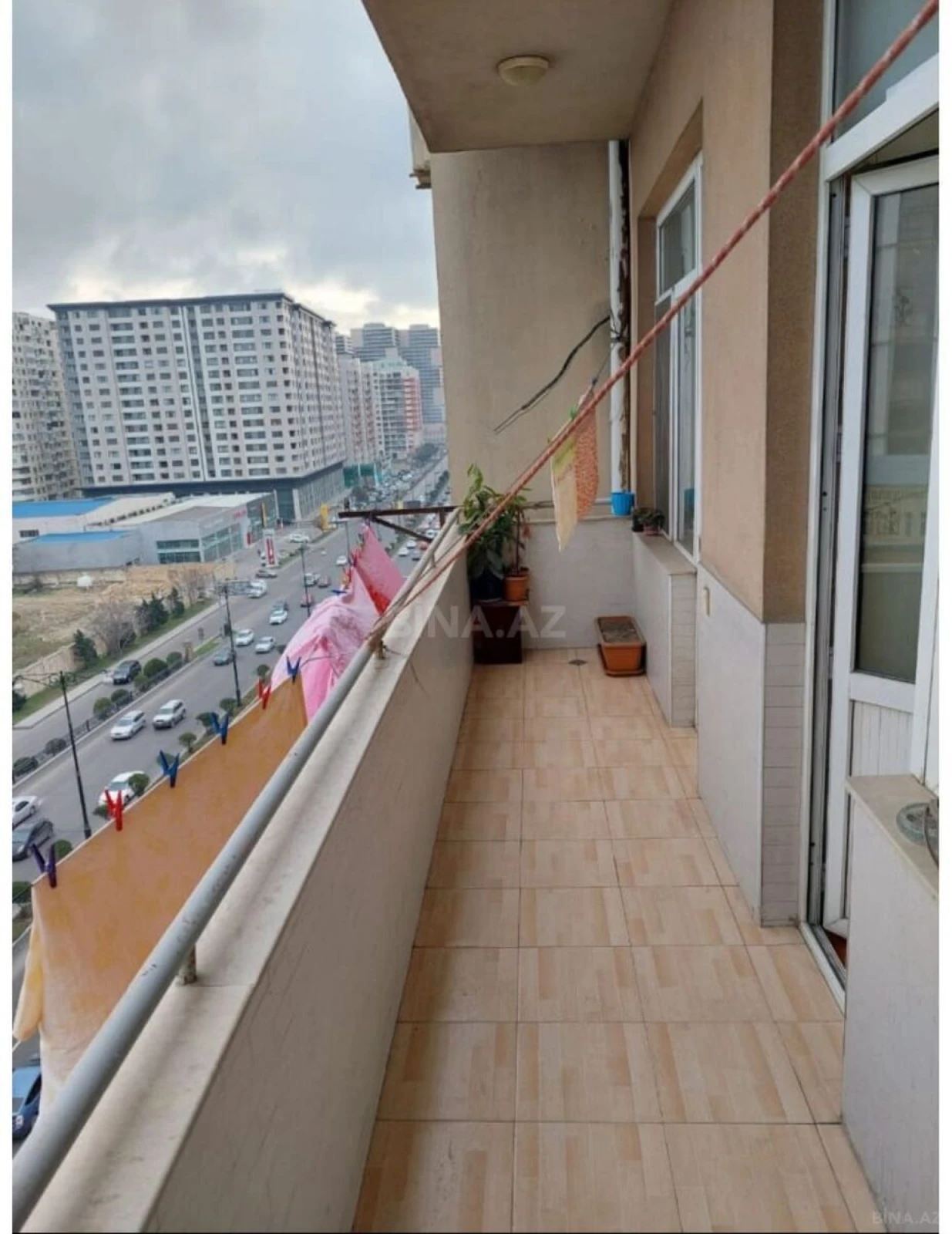 Satılır 2 otaqlı mənzil 91 m²