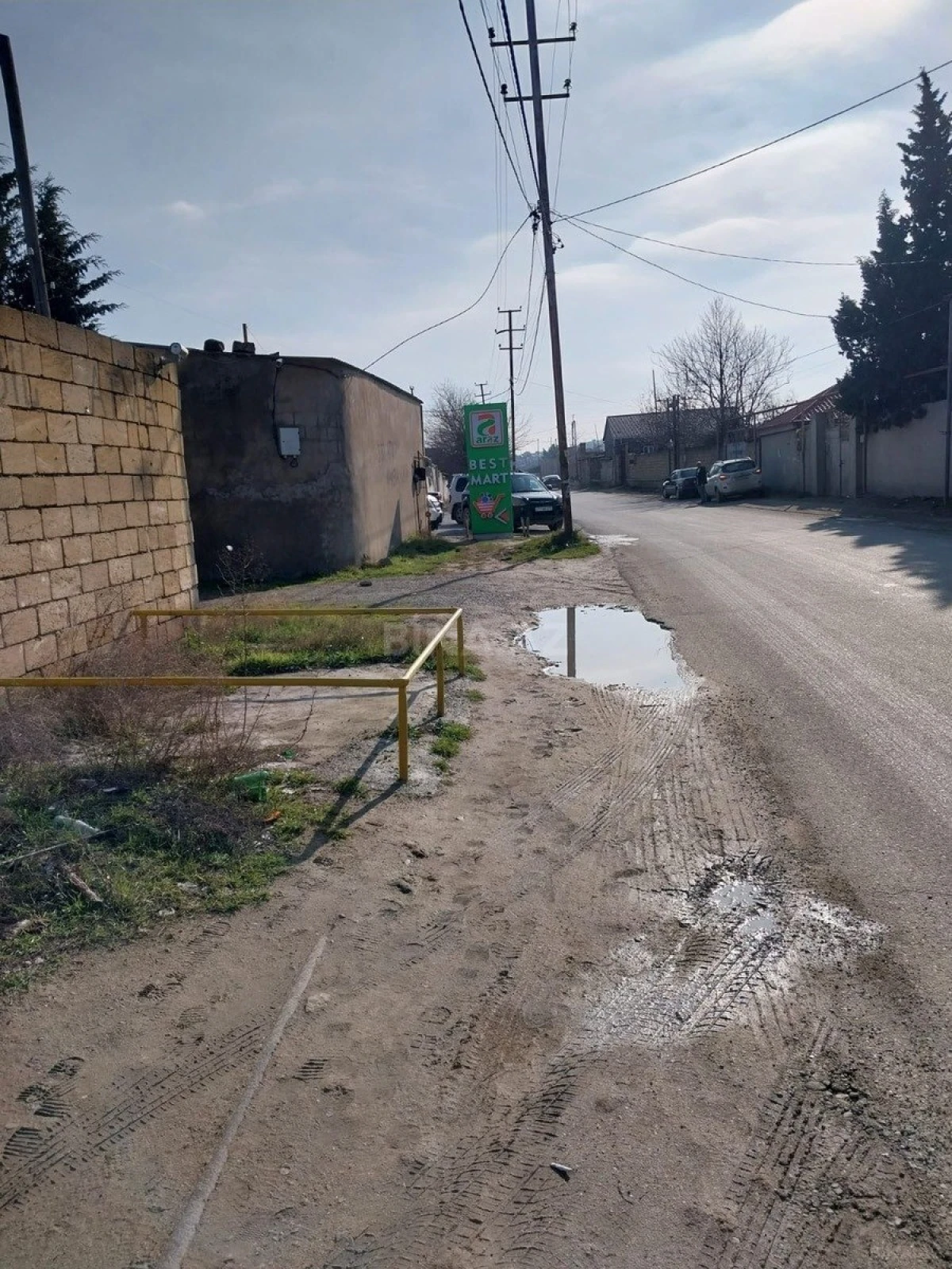 Satılır 5 otaqlı həyət evi 150 m²