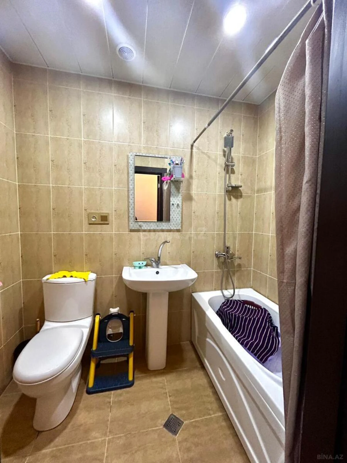 Satılır 2 otaqlı mənzil 60 m²