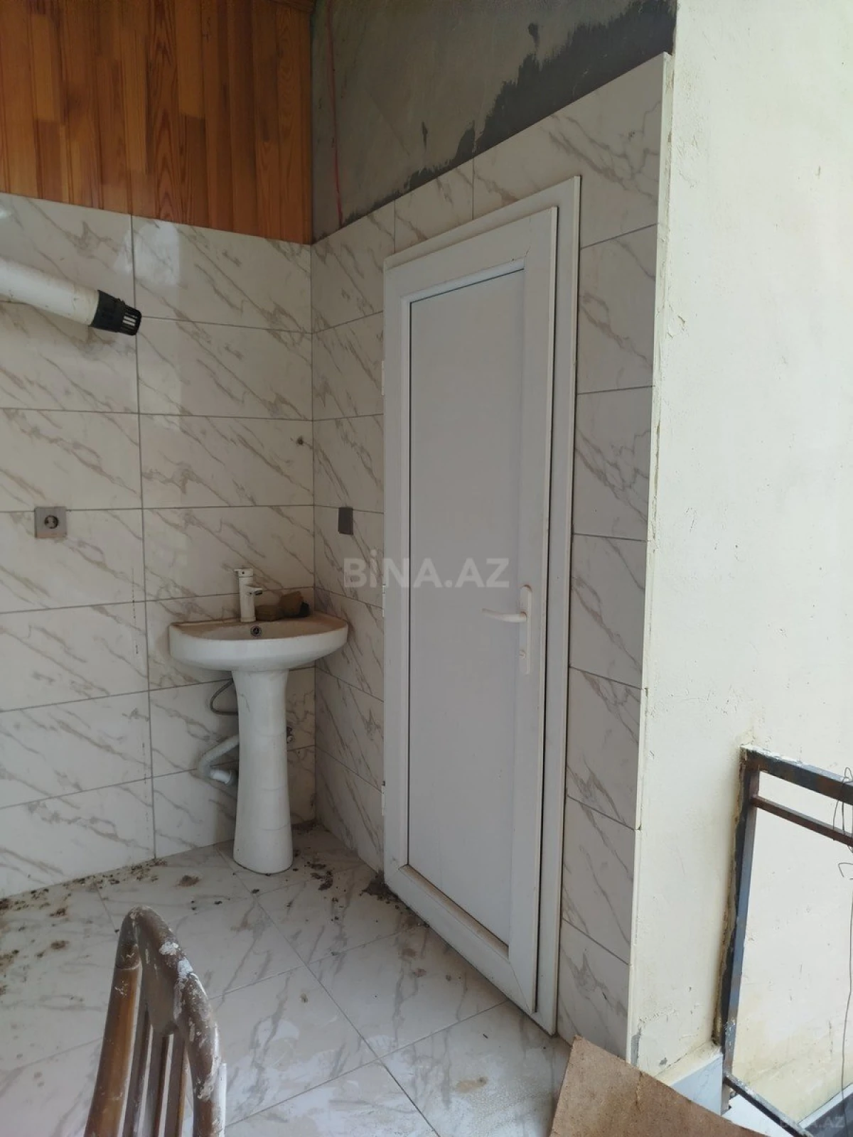 Kirayə verilir obyekt 900 m²