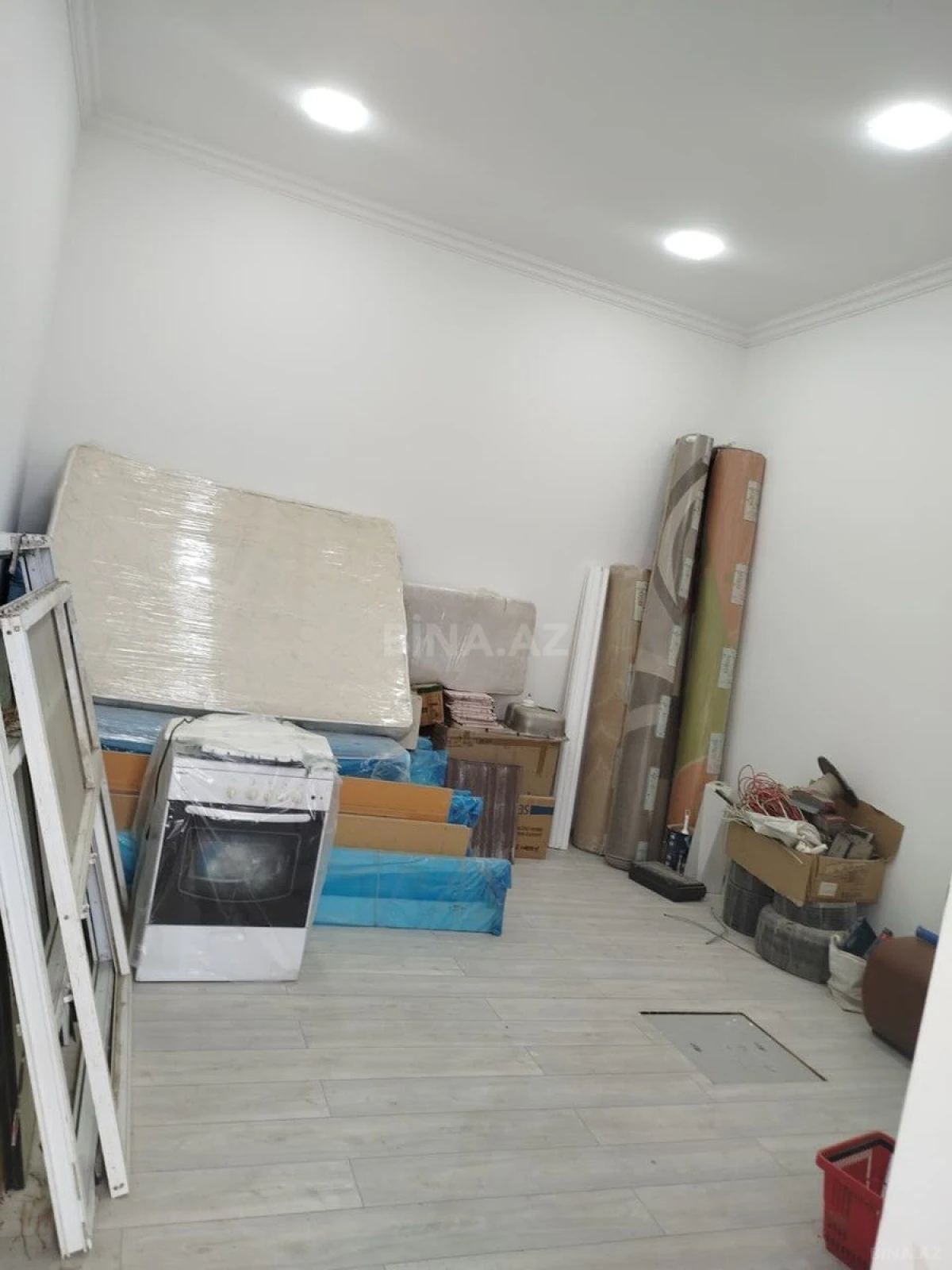 Kirayə verilir obyekt 900 m²