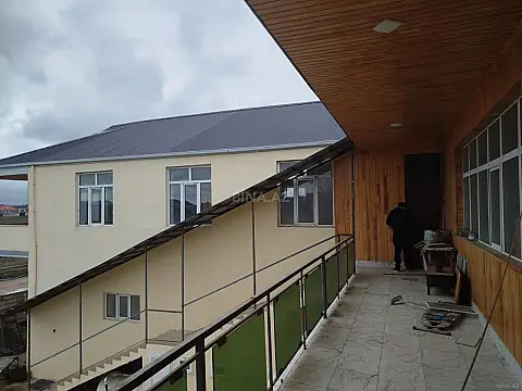 Kirayə verilir obyekt 900 m²