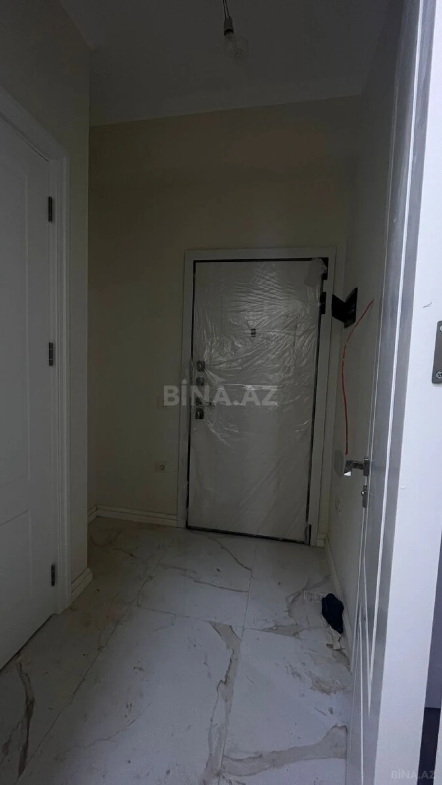 Kirayə verilir 2 otaqlı mənzil 49 m²