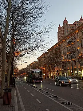 Satılır 3 otaqlı mənzil 105 m² — Bakı 3 otaq 105.00 m²