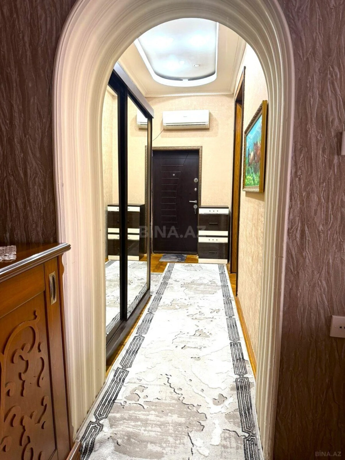 Satılır 3 otaqlı mənzil 105 m²