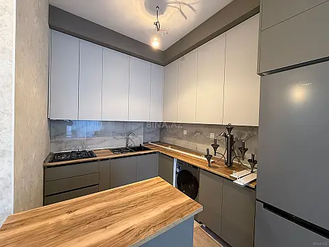 Kirayə verilir 2 otaqlı mənzil 75 m²