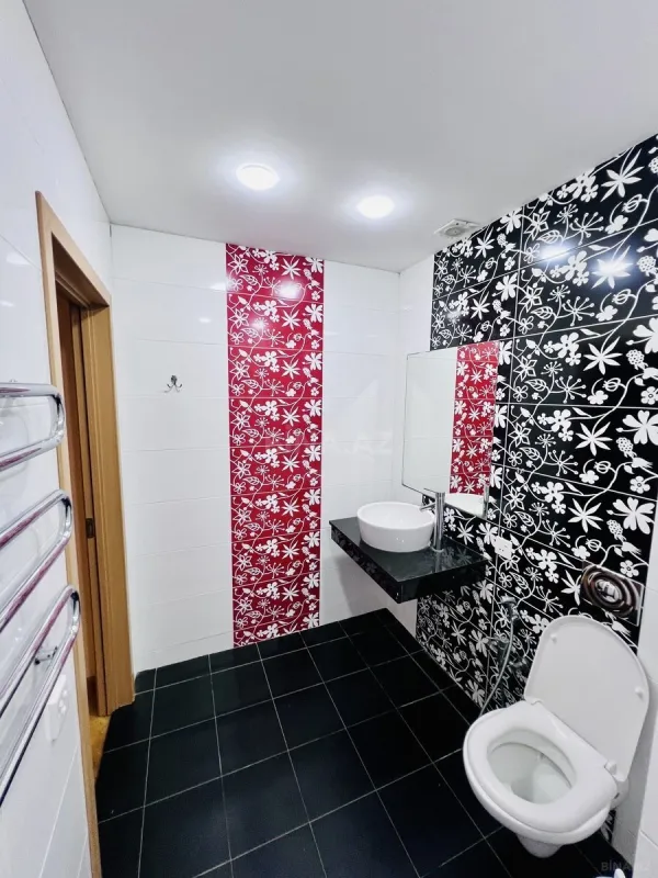 Kirayə verilir 3 otaqlı mənzil 160 m²