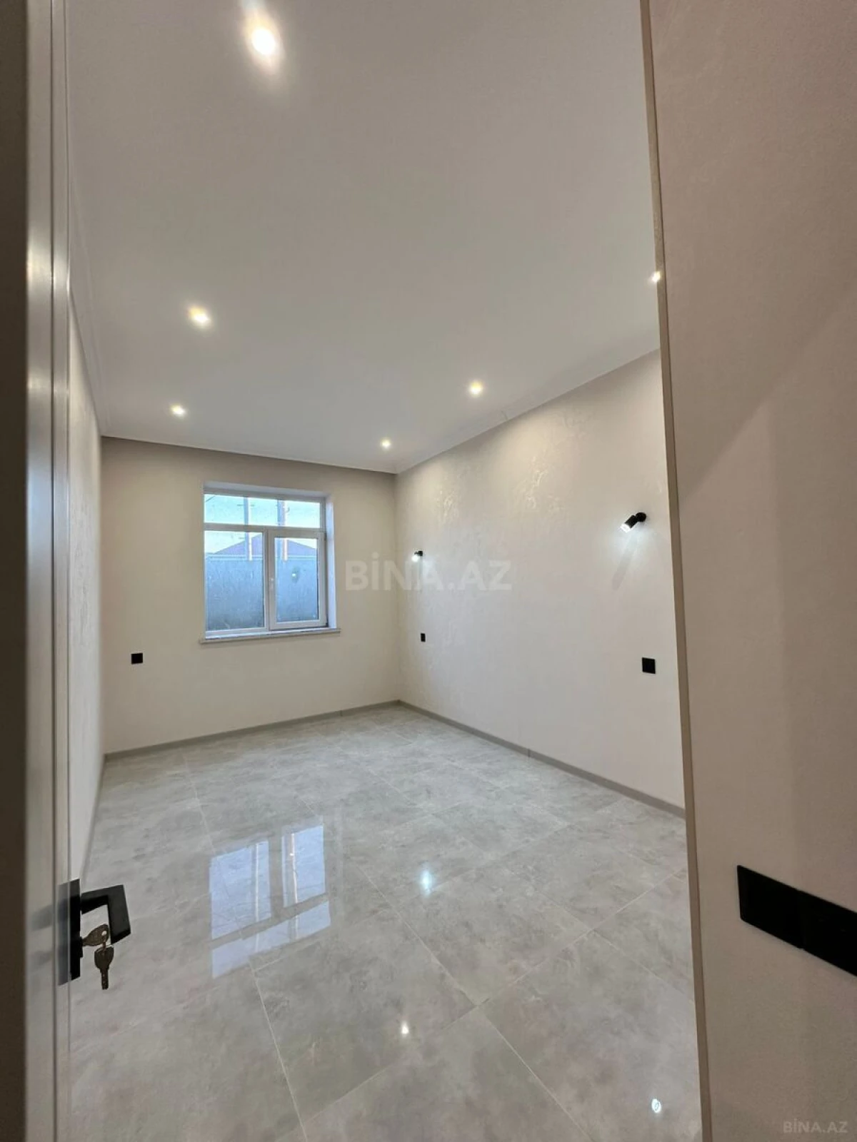 Satılır 3 otaqlı həyət evi 80 m²
